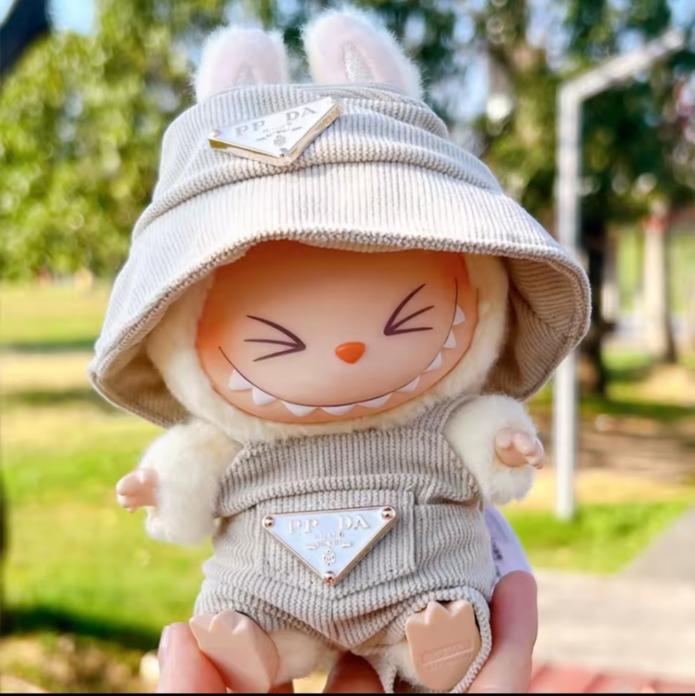Brand New Labubu  Mini Plus Clothes Corduroy Overall With Hat Accessories.